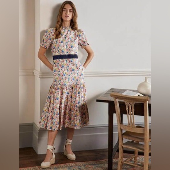 Boden Floral Midi Dress with Navy Accents - Picture 7 of 12